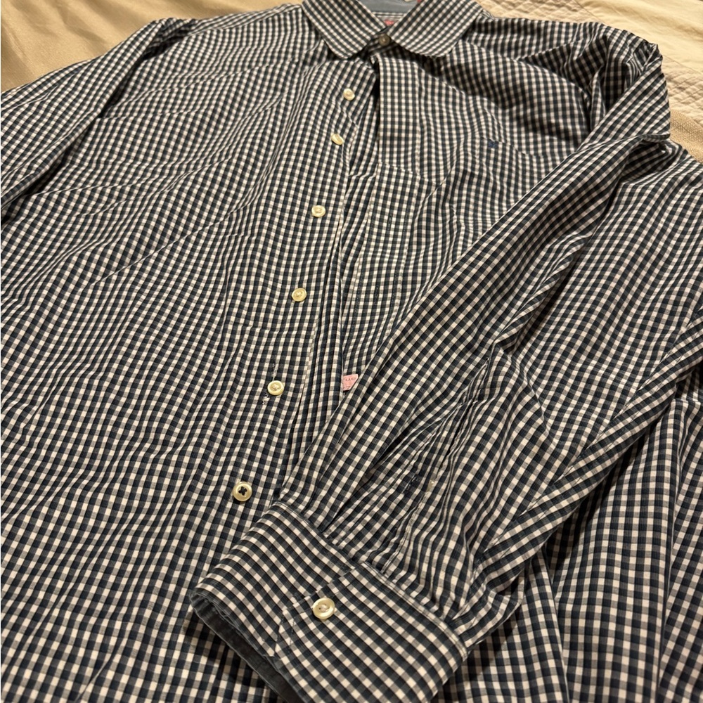 Men’s long sleeve Izod shirt